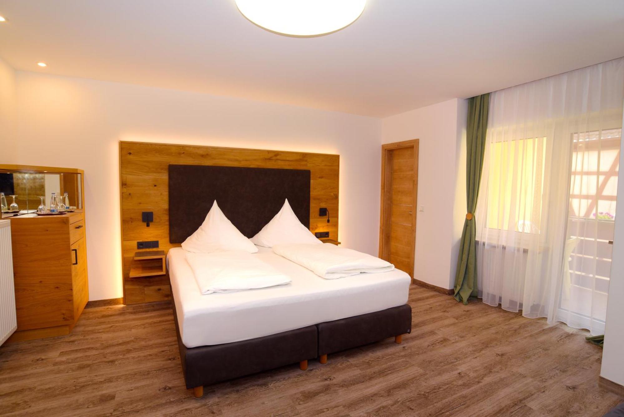 Hotel Gasthof Krone سبالت المظهر الخارجي الصورة